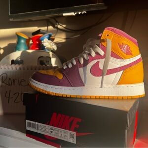 Very gently used Jordan 1